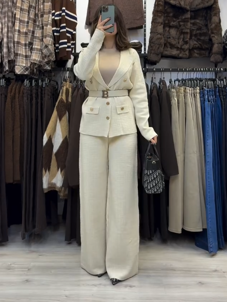 “Cozy Chic: Brown Knit Co-Ord Set for Effortless Winter Elegance”
