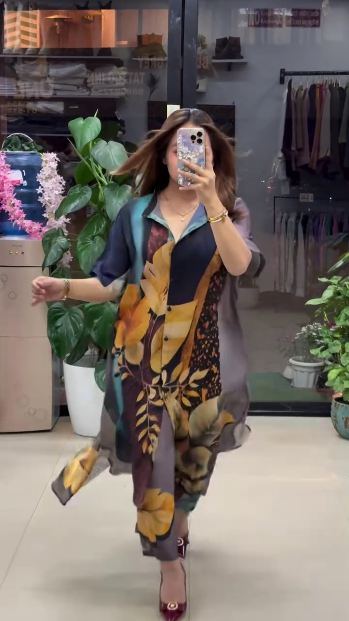 🍂 Modern Muse: Abstract Floral Statement Dress