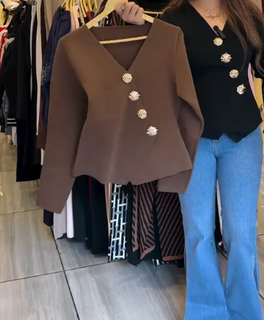 🤎 Modern Muse: Statement Button V-Neck Top