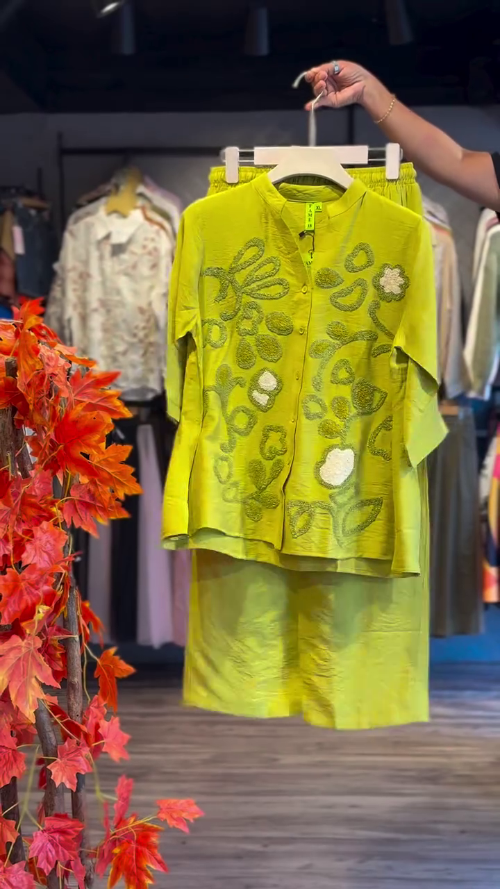 Lime Green Cotton/Linen Co-Ord Set – Fresh, Breezy & Effortlessly Chic