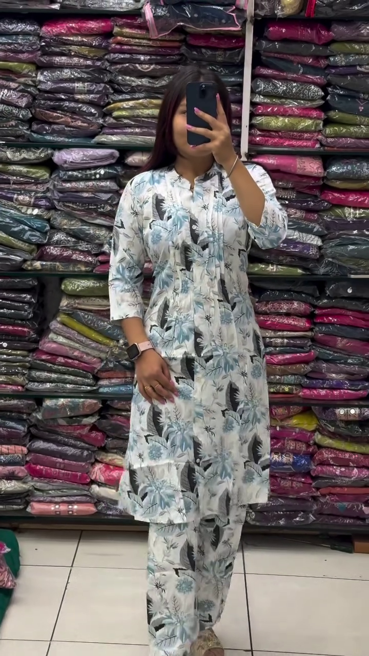 Chic Black and White Abstract Print Co-Ord Set – Effortless Style Meets Modern Comfort