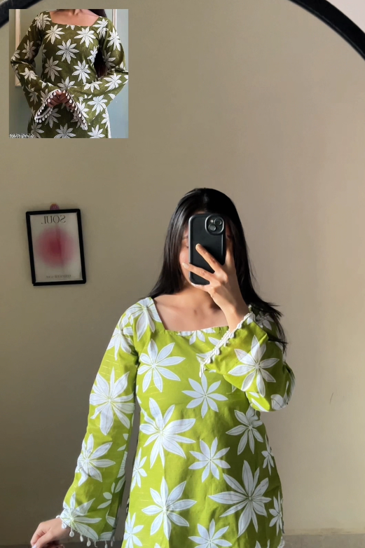 Charming Pink Floral Printed Square Neck Short Kurti – Feminine Style Meets Everyday Comfort