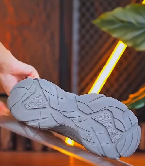 Tactical High-Top Performance Sneakers with Dial-Based Lacing – Precision Fit, Maximum Control