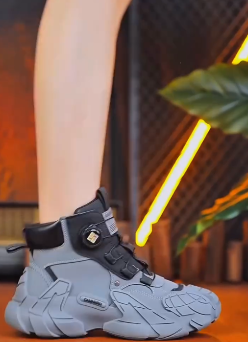 Tactical High-Top Performance Sneakers with Dial-Based Lacing – Precision Fit, Maximum Control