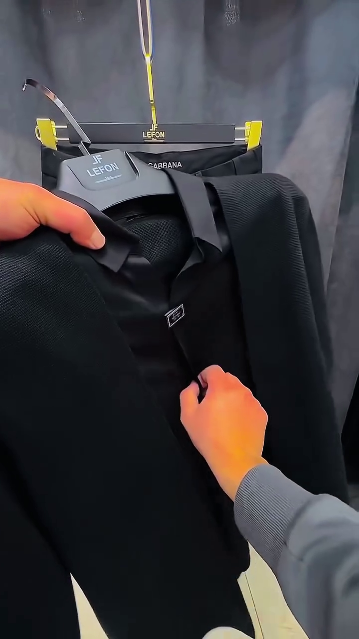 Bold Minimalism: Stylish All-Black Men’s Outfit with Premium Jacket and Matching Trousers