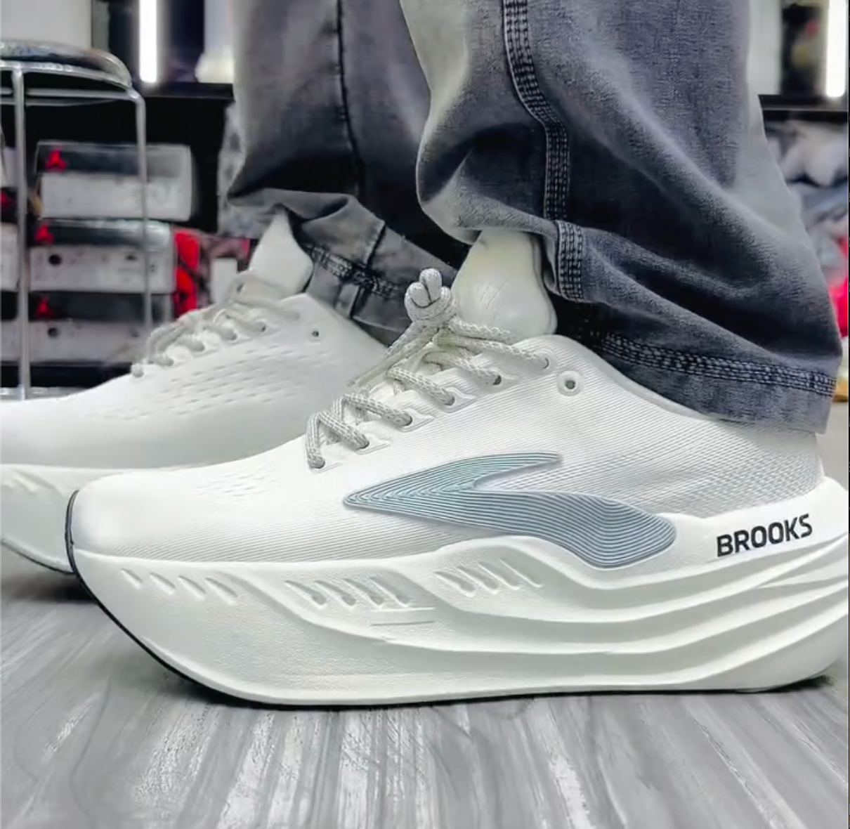 Experience Next-Level Comfort at Just ₹99 – DNA Tuned Cushioning Meets GlideRoll Technology