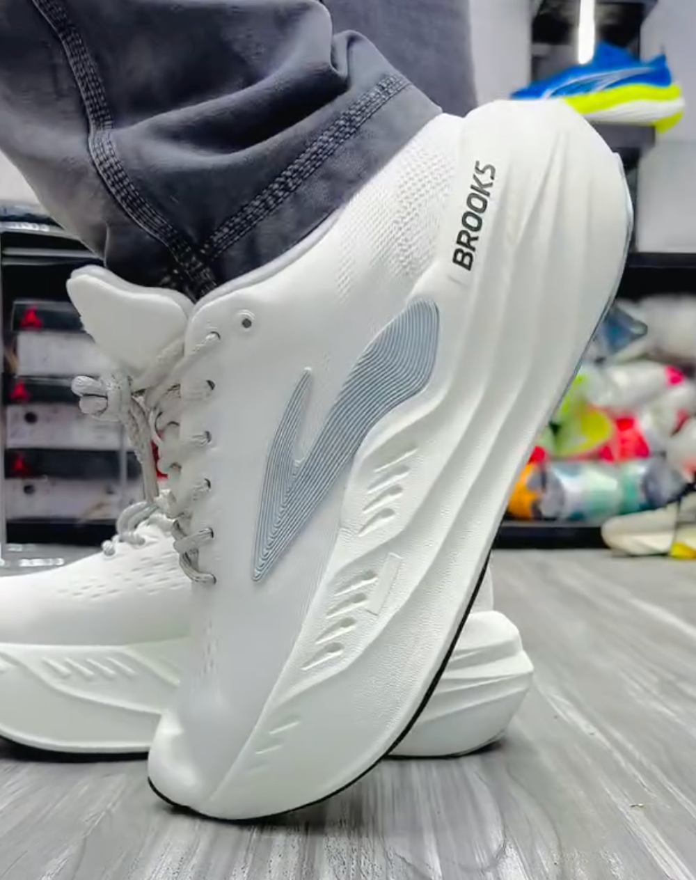 Experience Next-Level Comfort at Just ₹99 – DNA Tuned Cushioning Meets GlideRoll Technology