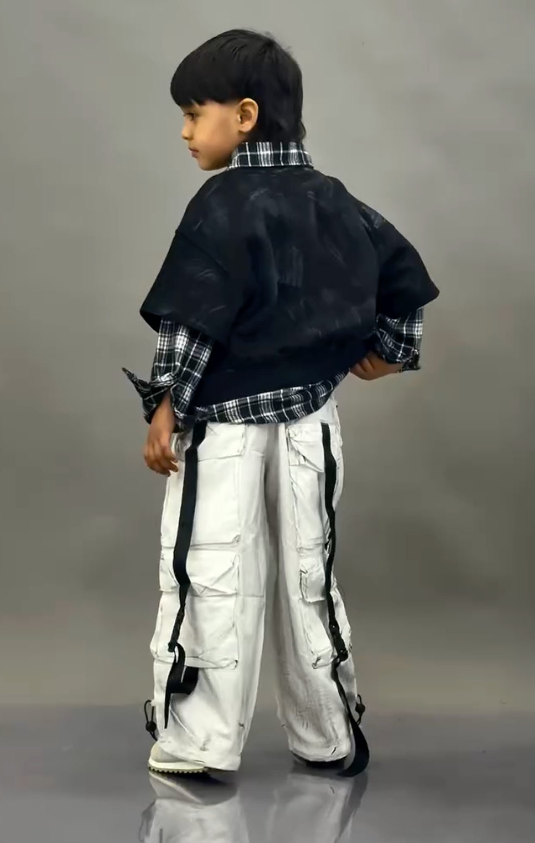 Urban Edge Layered Look – Distressed “YALE” Oversized Sweatshirt with Plaid Flannel | Just ₹149