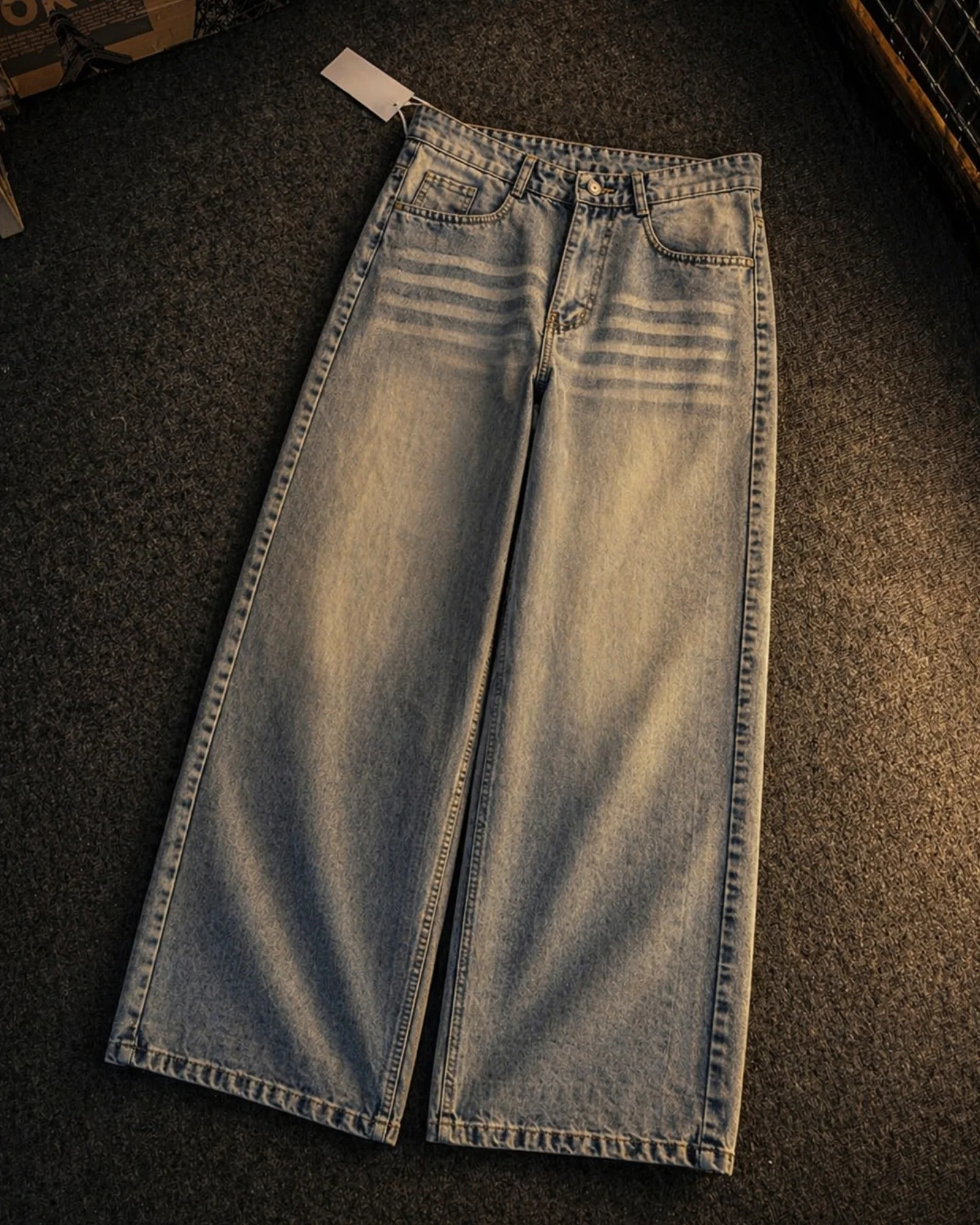 Vintage Washed Wide-Leg Baggy Jeans for Women – Offduty Style Grey Denim Look at Just ₹99 Only