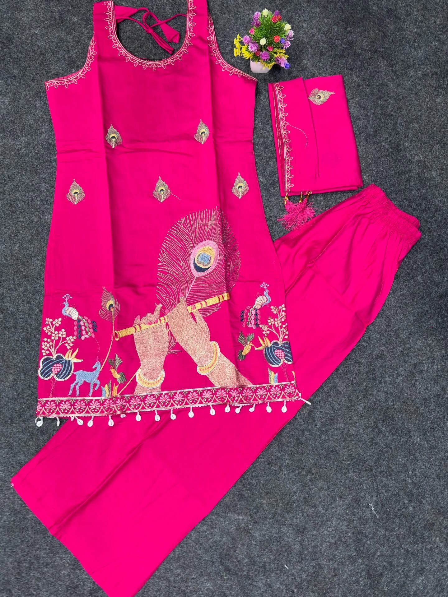 Grace in Every Thread – Trending Ethnic Kurti Palazzo Set with Dwarkadhish Embroidery at Just ₹149