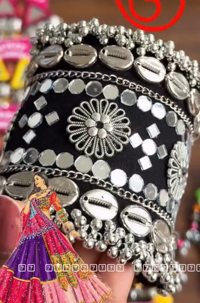 Traditional Mirror & Cowrie Shell Embellished Tribal Kada for Women
