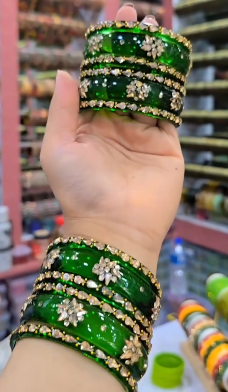Elegant Emerald Green Stone Bangles