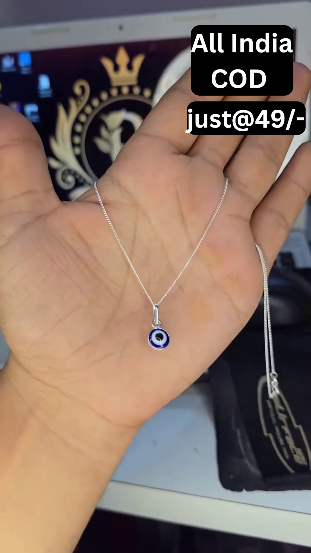 Elegant Evil Eye Pendant Necklace – Stylish Protection & Everyday Elegance