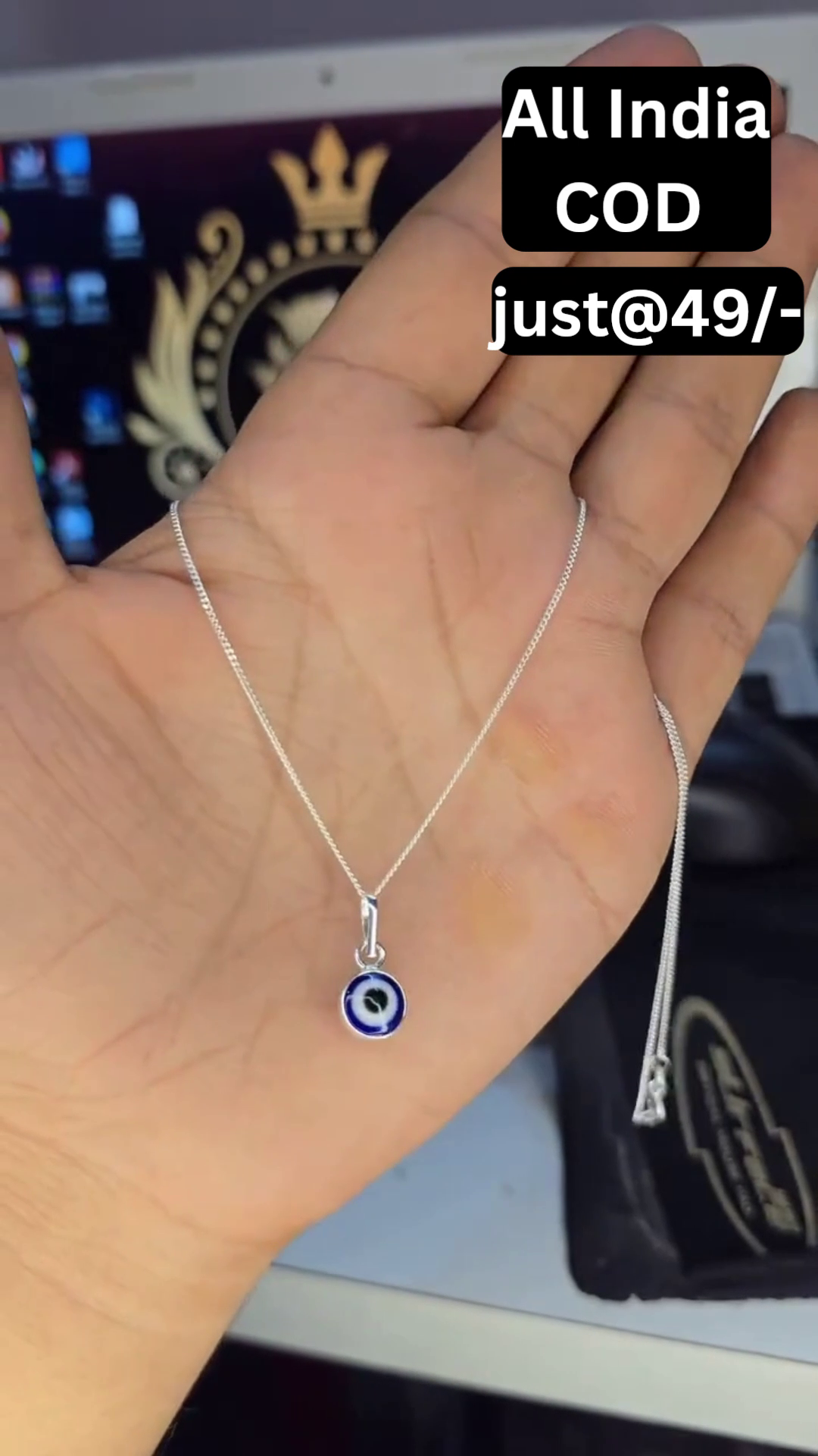 Elegant Evil Eye Pendant Necklace – Stylish Protection & Everyday Elegance