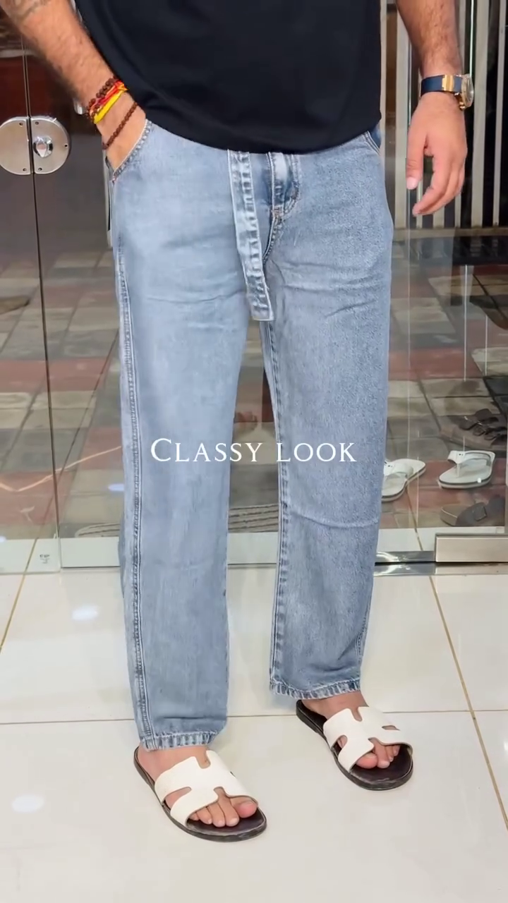 Trending Men’s Casual Jeans Collection – Stylish Light Blue & Dark Wash Denim for a Classy Everyday Look