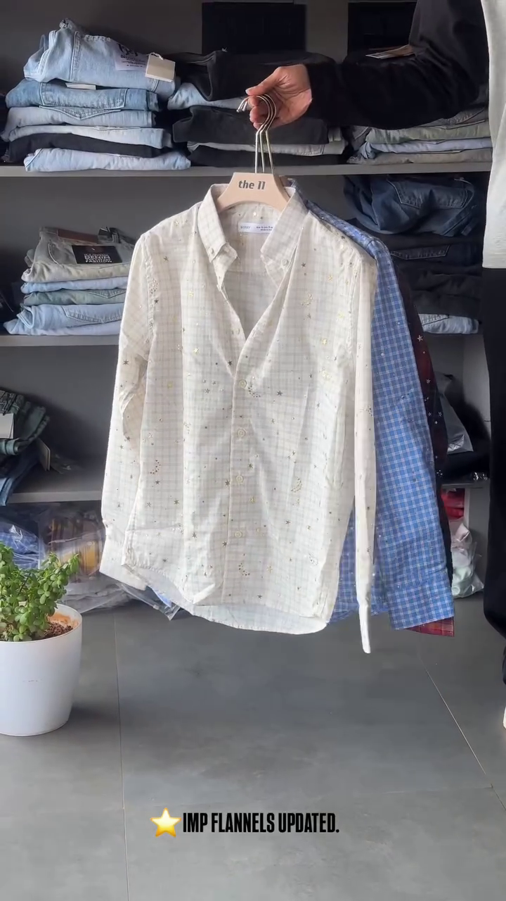 Trendy Multicolor Plaid Flannel Shirt with Classic Button-Down Design and Vibrant Checked Pattern for Everyday Casual Style