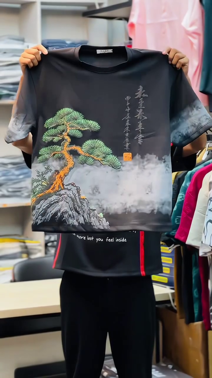 Trendy Japanese Art Graphic Oversized T-Shirt for Men | Premium Streetwear
